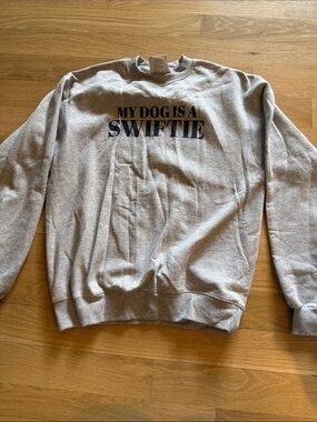 Gray "My Dog Is A Swiftie" Crewneck Sweatshirt